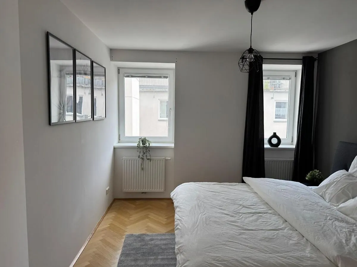 100Qm, Balcony, Near Center, Schoenbrunn, Attic - Axara Housing Osw 1 32 维也纳 0*,