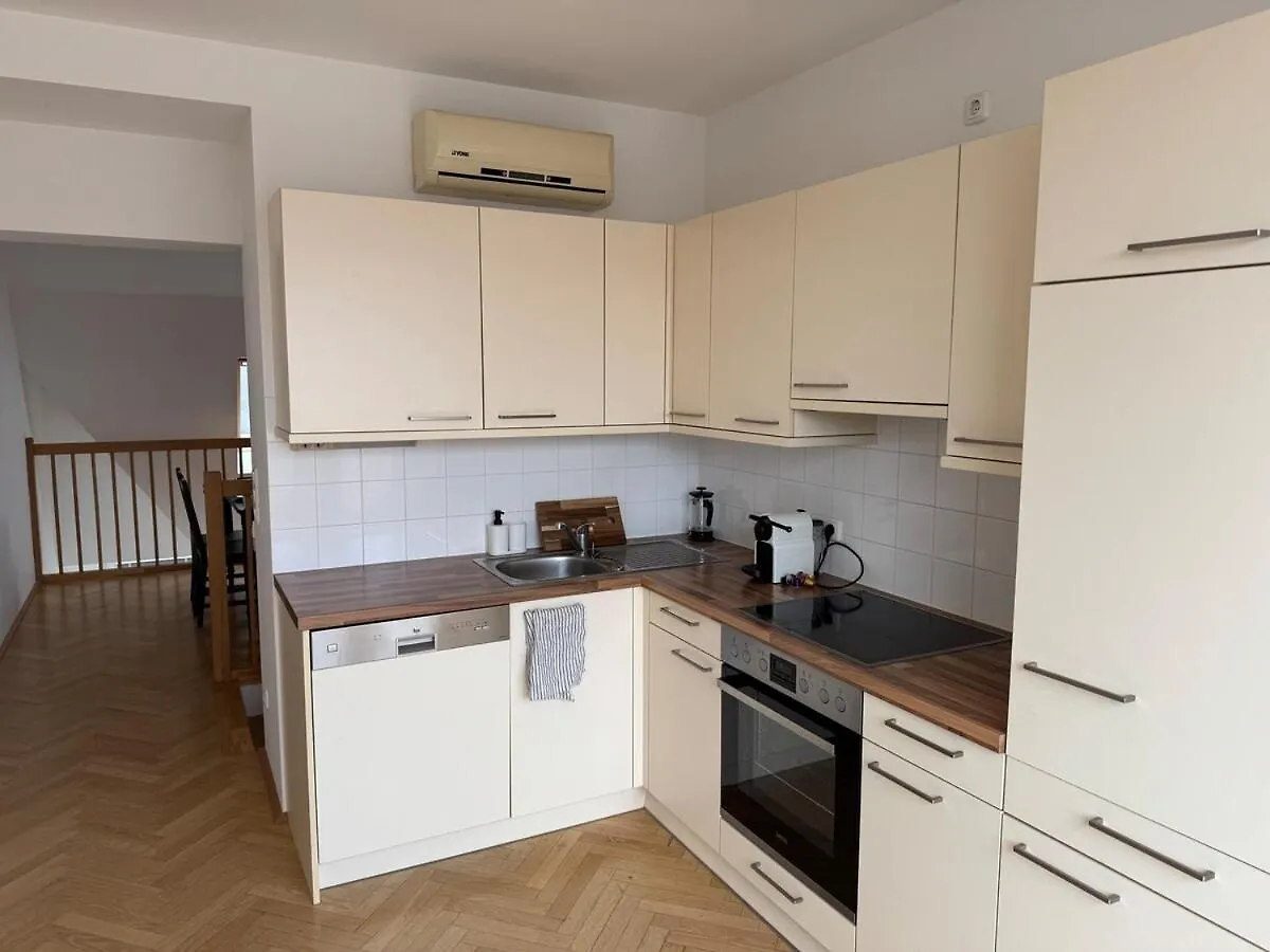 Lägenhet 100Qm, Balcony, Near Center, Schoenbrunn, Attic - Axara Housing Osw 1 32 Wien