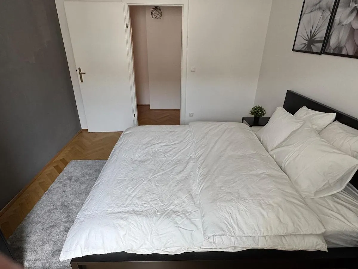 100Qm, Balcony, Near Center, Schoenbrunn, Attic - Axara Housing Osw 1 32 Wien Lägenhet
